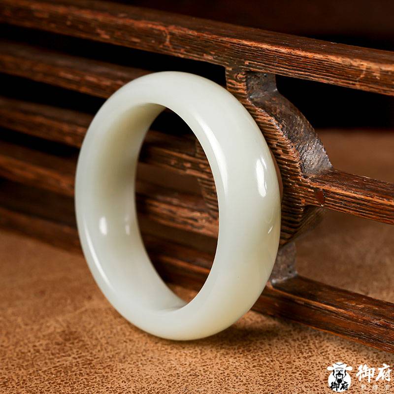 Xinjiang Hetian White Jade Seed Bangle, 52.6 mm, natural Hetian jade bangle